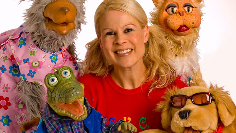 Lindi Jane – Ventriloquist and Puppeteer